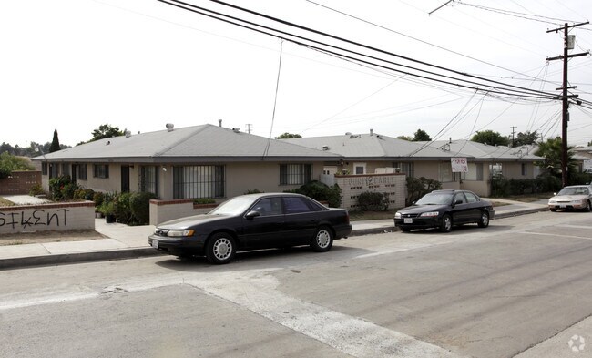 Foto del edificio - Court Carly