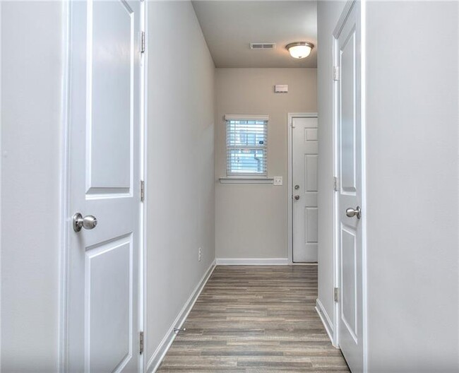 Building Photo - 4951 Elm Brook Dr