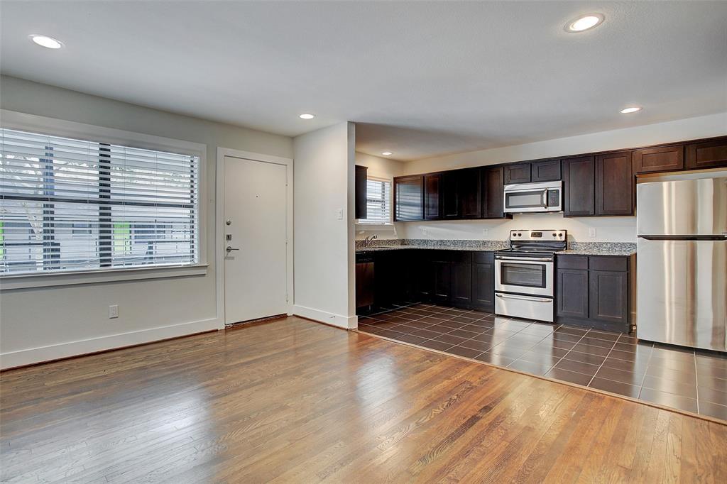 Foto principal - 1218 Jackson Blvd