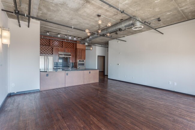 Foto del edificio - 3110 Thomas Ave