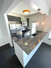 Building Photo - 620 76th St