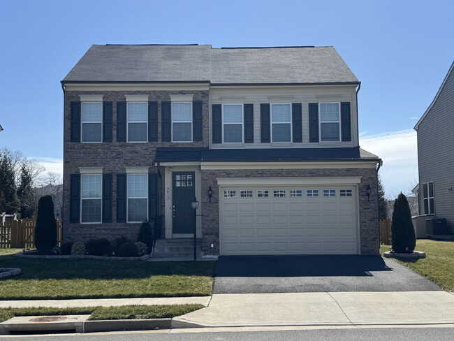 Building Photo - Beautiful 3,619 Sq Ft Gem in Manassas with...