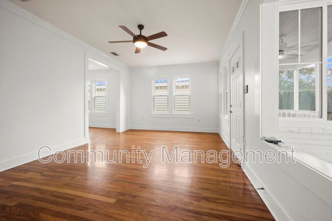 Foto del edificio - 600 Blanchard St