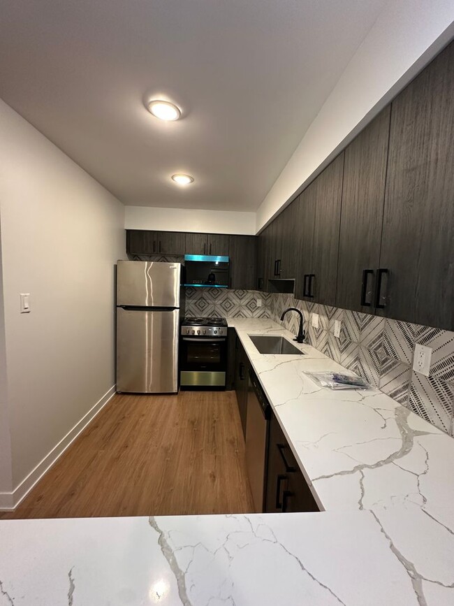 Interior Photo - Rosewood Commons