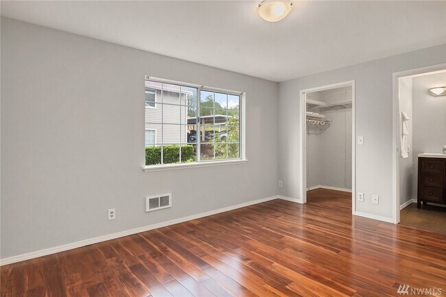 Foto del edificio - 1626 Grant Ave S