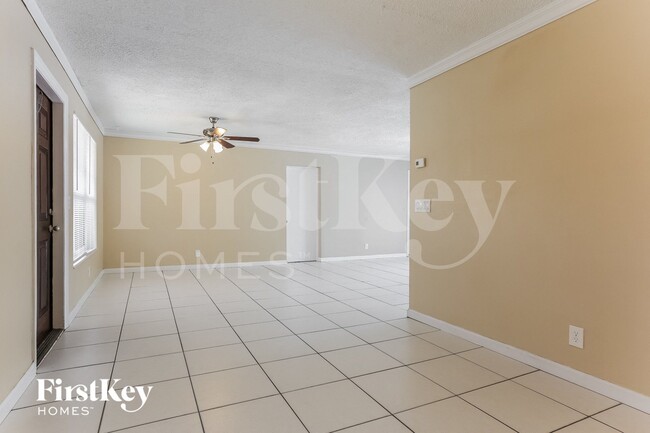 Foto del edificio - 2531 Blue Jay Turn