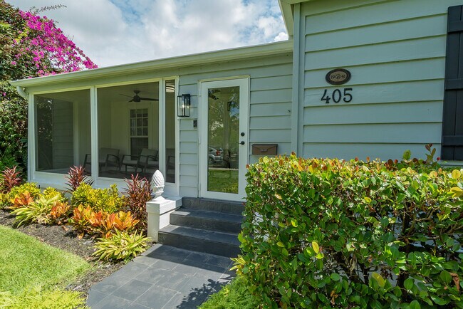 Building Photo - 405  31st Street  West Palm Beach Fl 33407