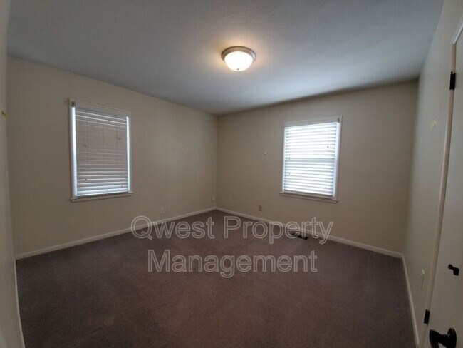 Foto del edificio - 1647 Mason St NE