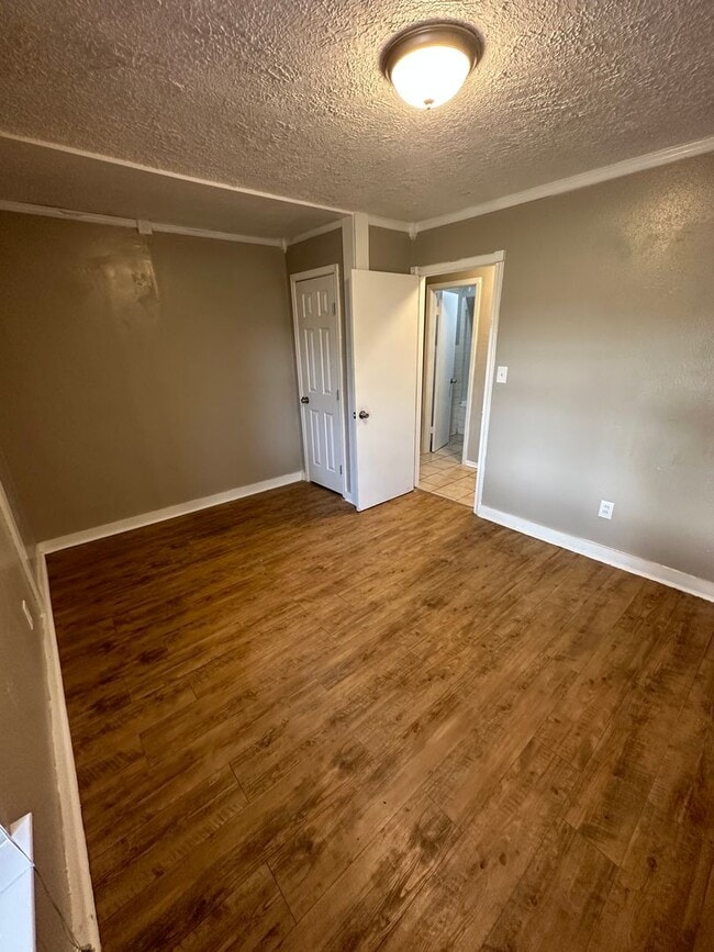 Foto del edificio - Charming 5 Bedroom House Bethany Oklahoma