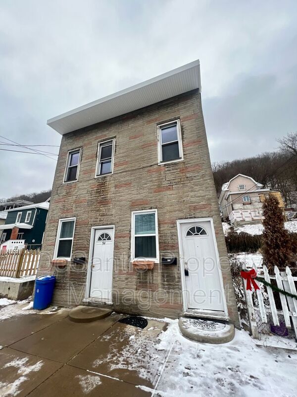 Building Photo - 94 Broad St