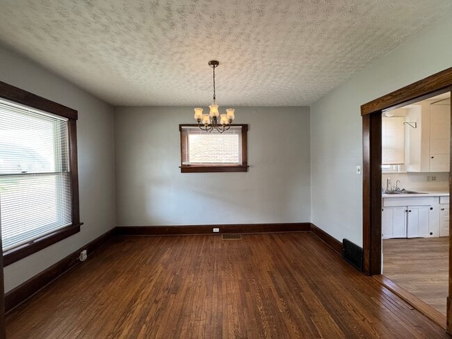 Building Photo - 2550 Fletcher Ave NE