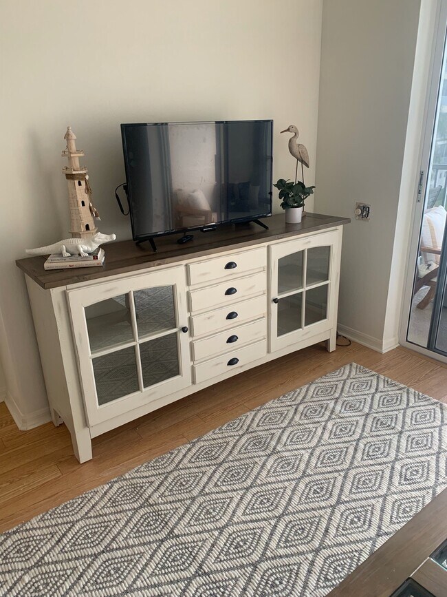 Foto del edificio - 17100 Bridgestone Ct