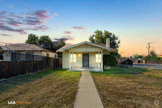 Building Photo - 447 Arvin St