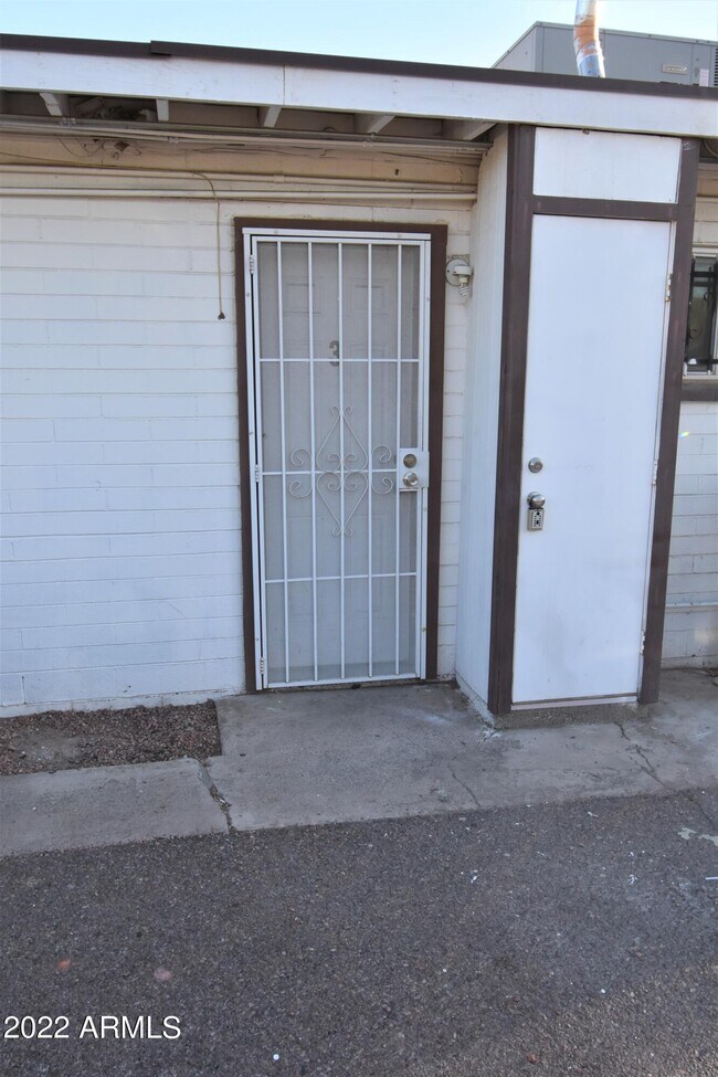 Foto del edificio - 502 North 11th St