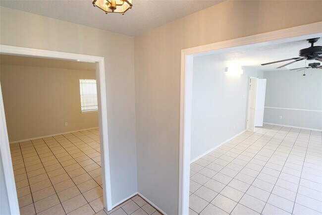 Foto del edificio - 13314 Ensley Wood Dr