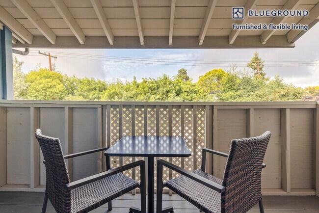 Building Photo - 202 Calvert Dr