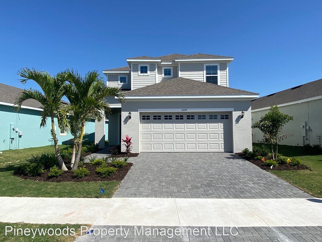 4 br, 3 bath House 5228 Wishing Arch Dr House for Rent in Ruskin