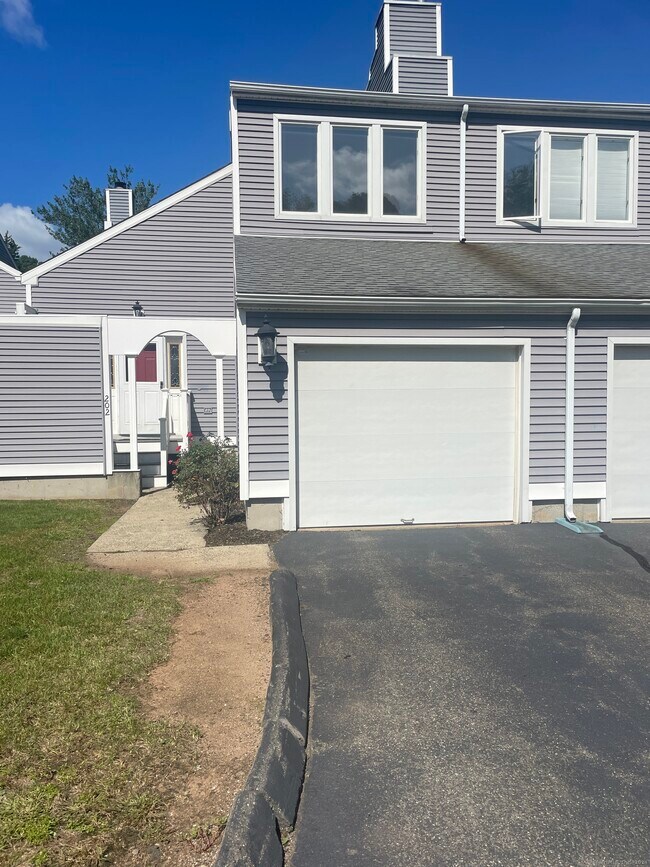 Foto del edificio - 60 Clintonville Rd