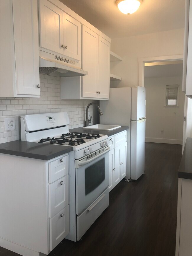 Foto del edificio - 229 N Avenue 59