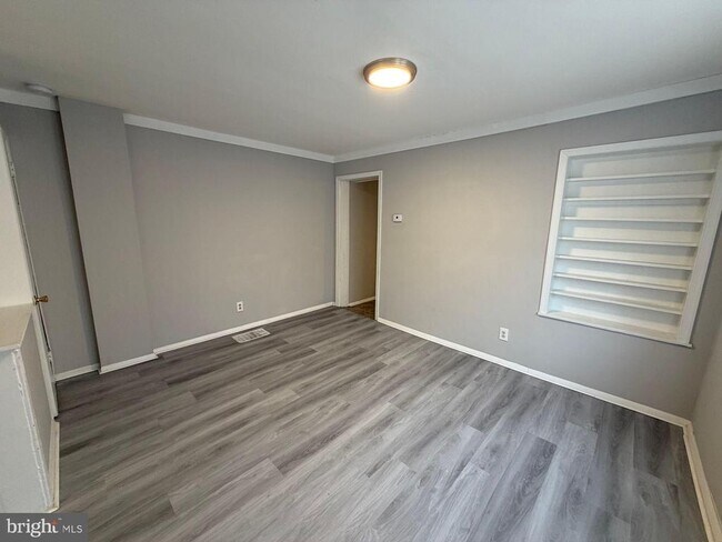 Foto del edificio - 1700 W 11th St