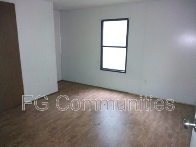 Foto del edificio - 101 Tuckaway Ln