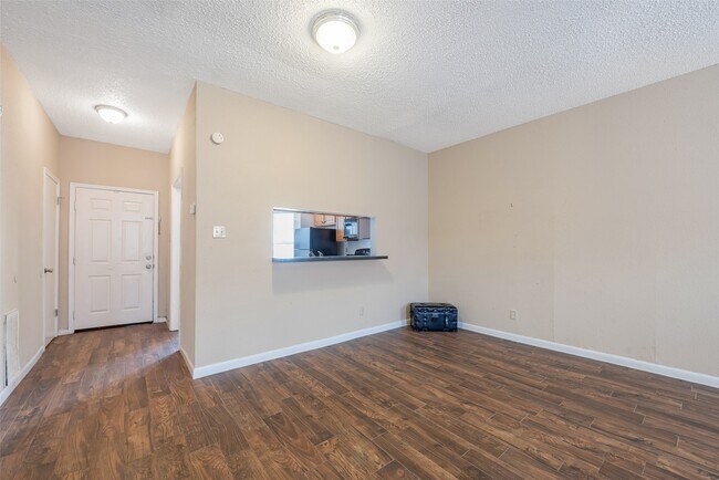 Building Photo - 12400 Brookglade Cir