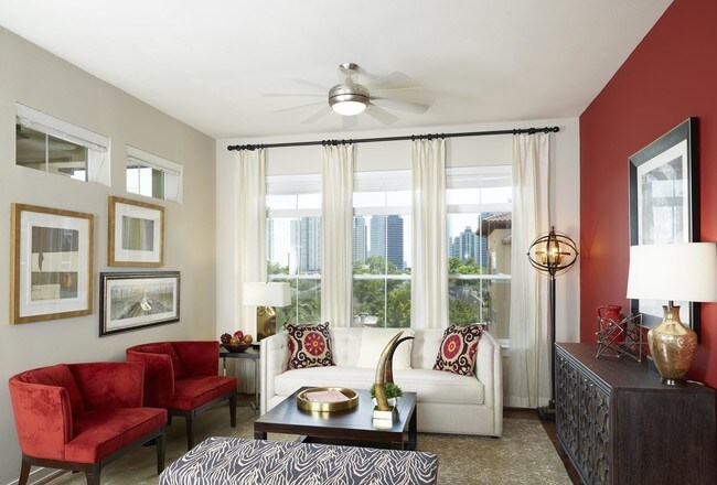 Foto del edificio - High Point Uptown