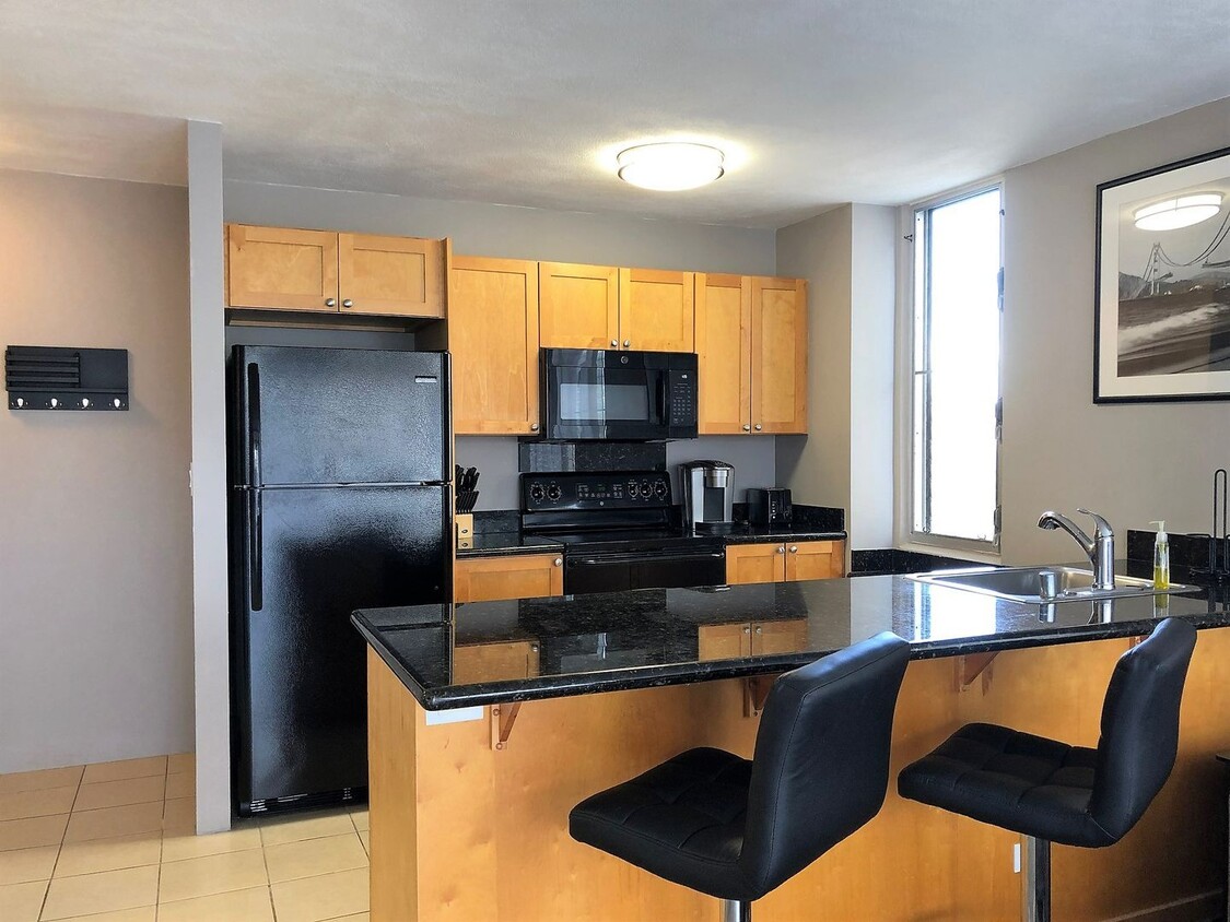 Foto principal - Kaiolu Sunrise - Fully Furnished 1BR/1BA/1PK