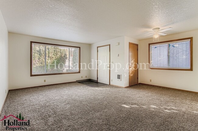 Building Photo - Sunset 2253- JCHSunset LLC