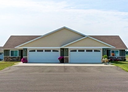 Building Photo - 5588 165th St E