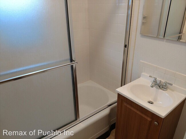 Foto del edificio - 2 br, 1 bath House - 25300 Manning Rd.