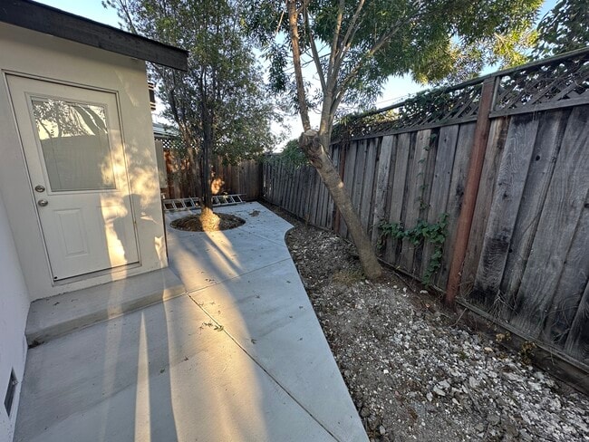 Building Photo - 5659 Tilden Pl