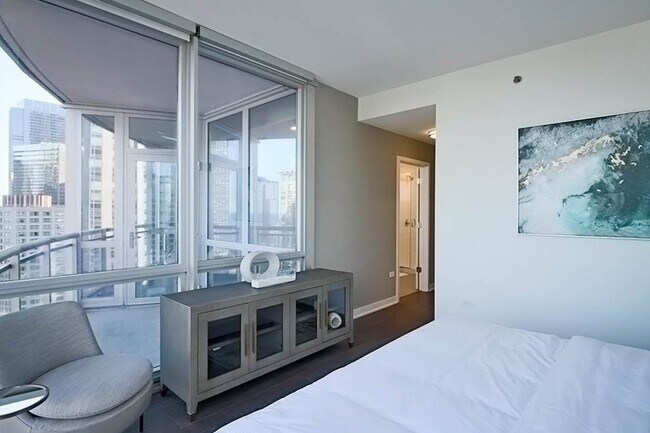 Foto del edificio - 475 N Park Dr
