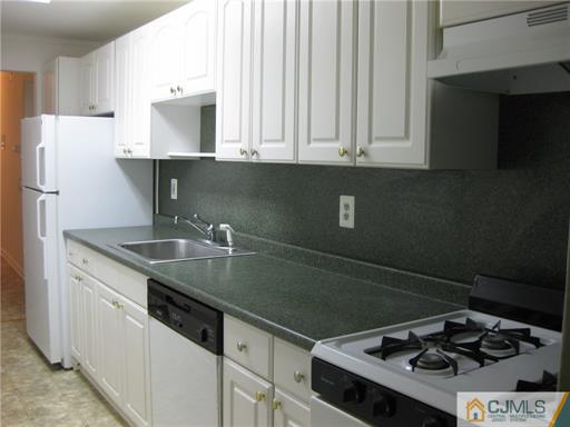 Foto del edificio - 61 Livingston Ave