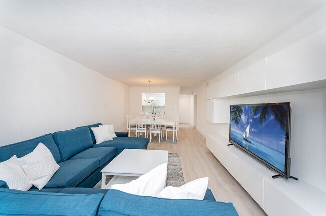 Building Photo - 251 Galen Dr