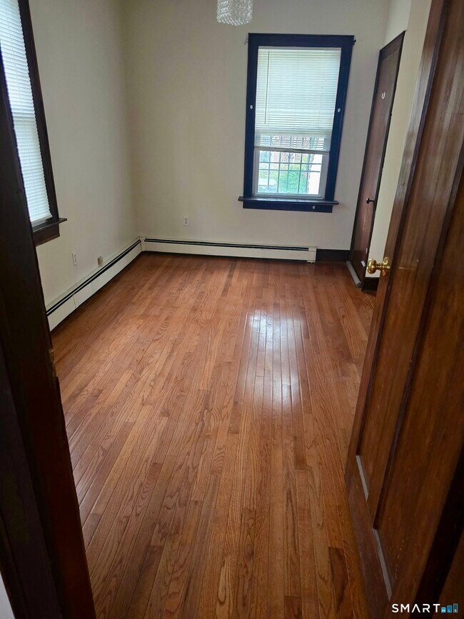 Foto del edificio - 192 Dwight St