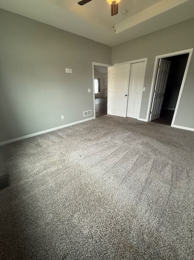 Foto del edificio - Charming 3-bedroom/2-bathroom single family home in Washington, IL