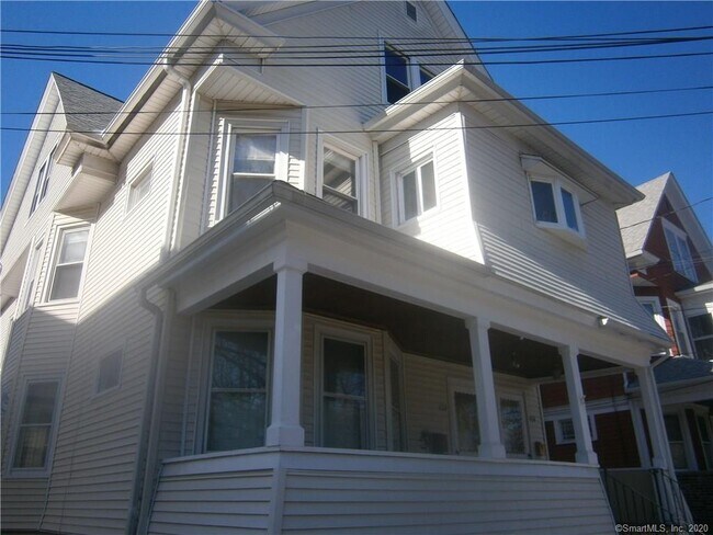 Building Photo - 424-426 Central Ave