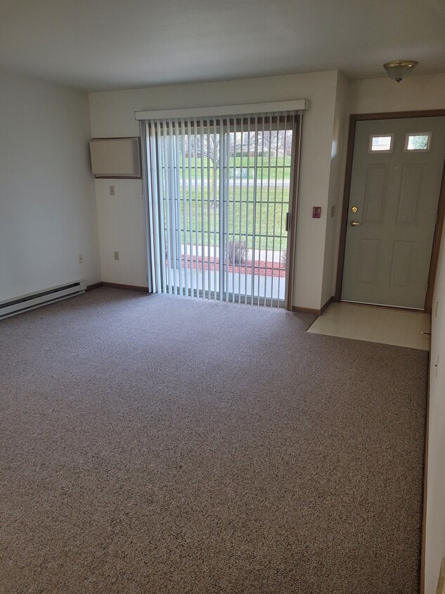 1733 Dayton St, Mayville, WI 53050 Apartments in Mayville, WI