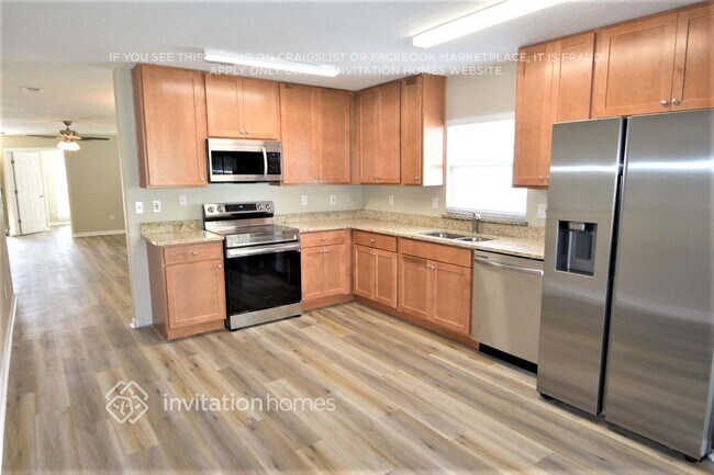 Foto del edificio - 2543 Dwyer Ln