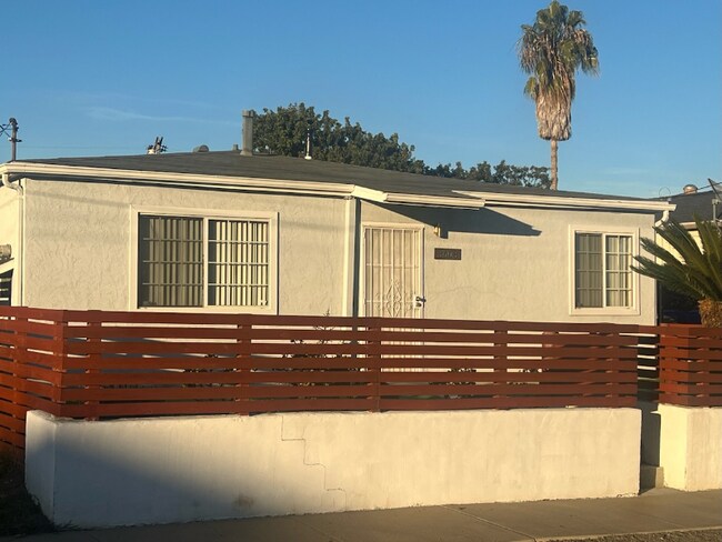 Building Photo - 3608 Collier Ave
