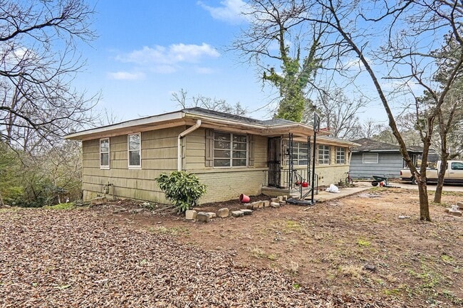 Foto del edificio - 1147 Oakley Dr