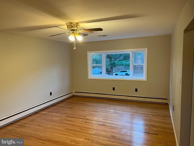 Foto del edificio - 913 S Stepney Rd