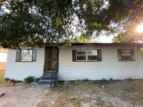 Building Photo - 4638 America St
