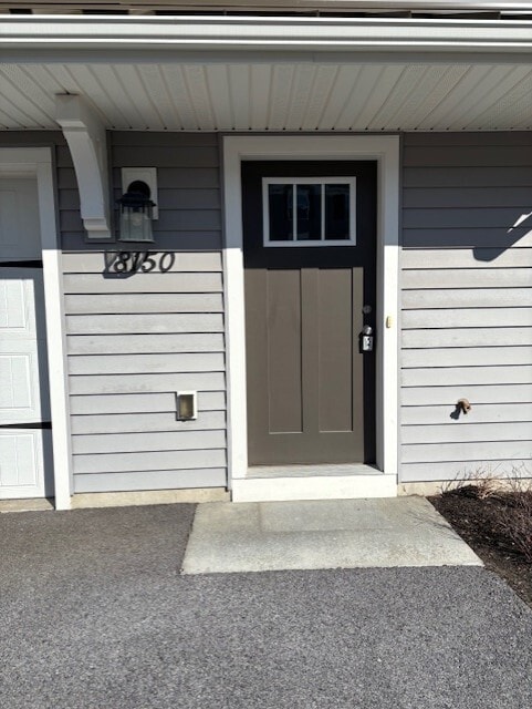 Building Photo - 8150 Lenker Dr