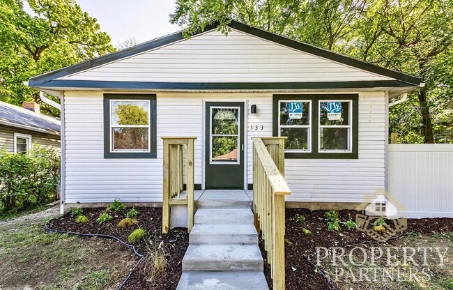 Photo - 133 S Sheridan Ave House