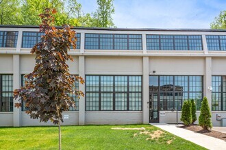 Building Photo - 1409 Grandin Rd