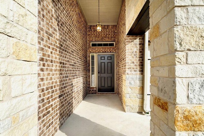 Building Photo - 224 Lt. John Decker Dr