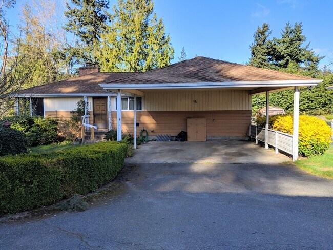 Photo - Spacious 3 Bed 2.5 Bath in Seatac House