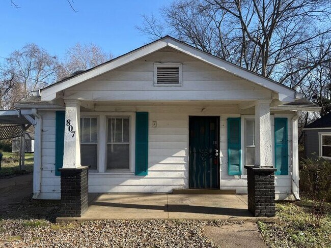 Photo - Cottage Style Home Super Close to Downtown!